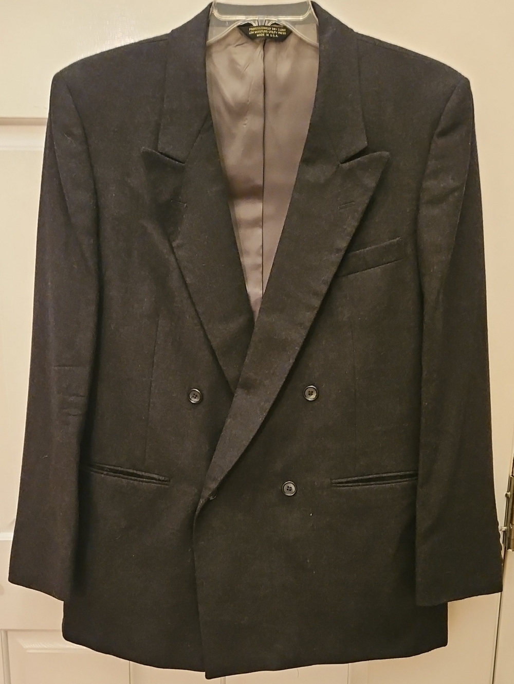 Men's Fioravanti 2-piece Vintage 1980's Suit, Wool Blend. Size 44 Reg